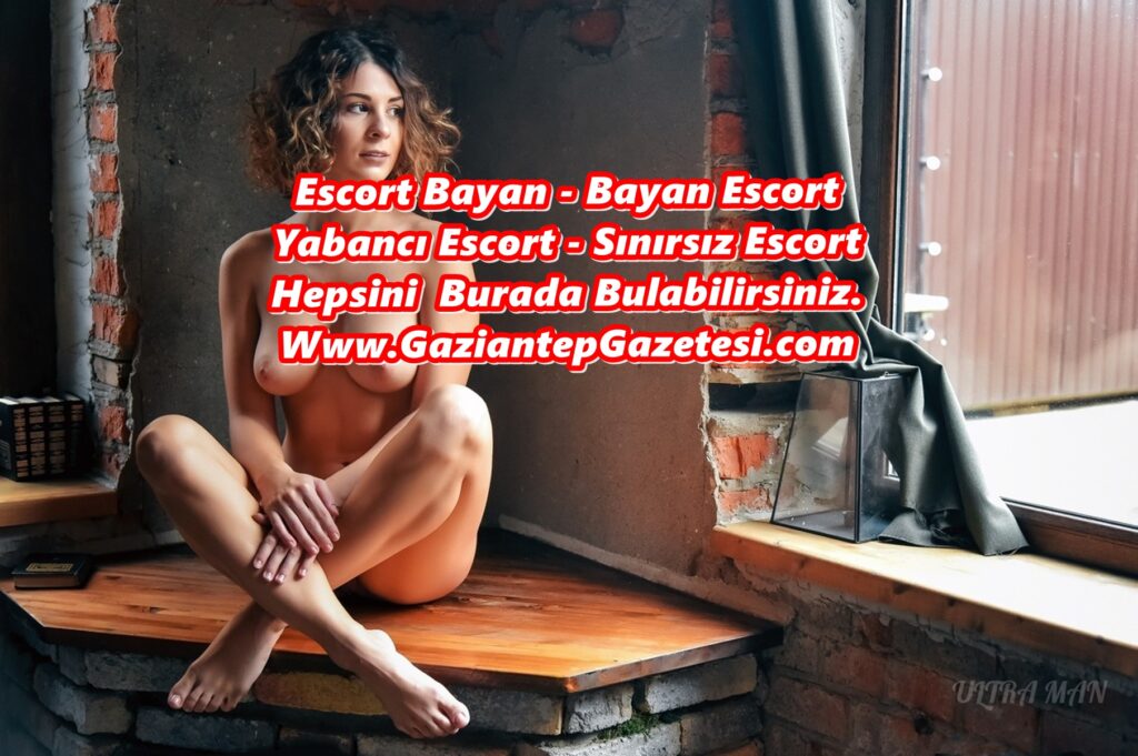 Bireysel Dairesinde Görüşmeler Yapan Kızlar